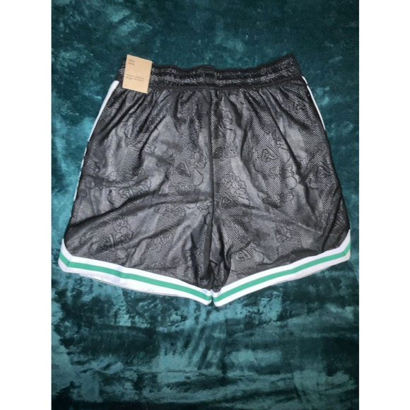 Nike‎ Dri-FIT DNA Giannis Shorts Black Large - Picture 11 of 12